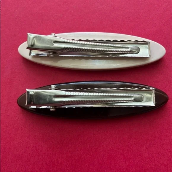 NEW Hair Clips - Picture 2 of 2